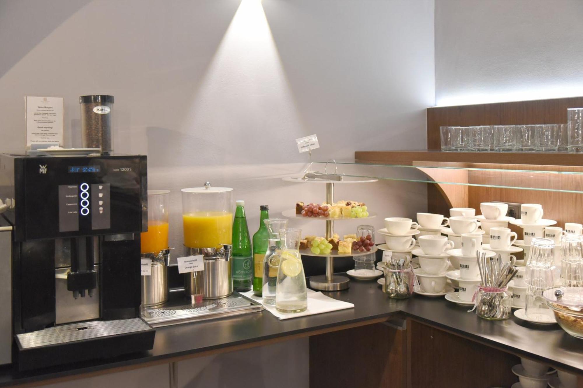 Boutique Hotel Dom - Rooms & Suites Graz Ngoại thất bức ảnh