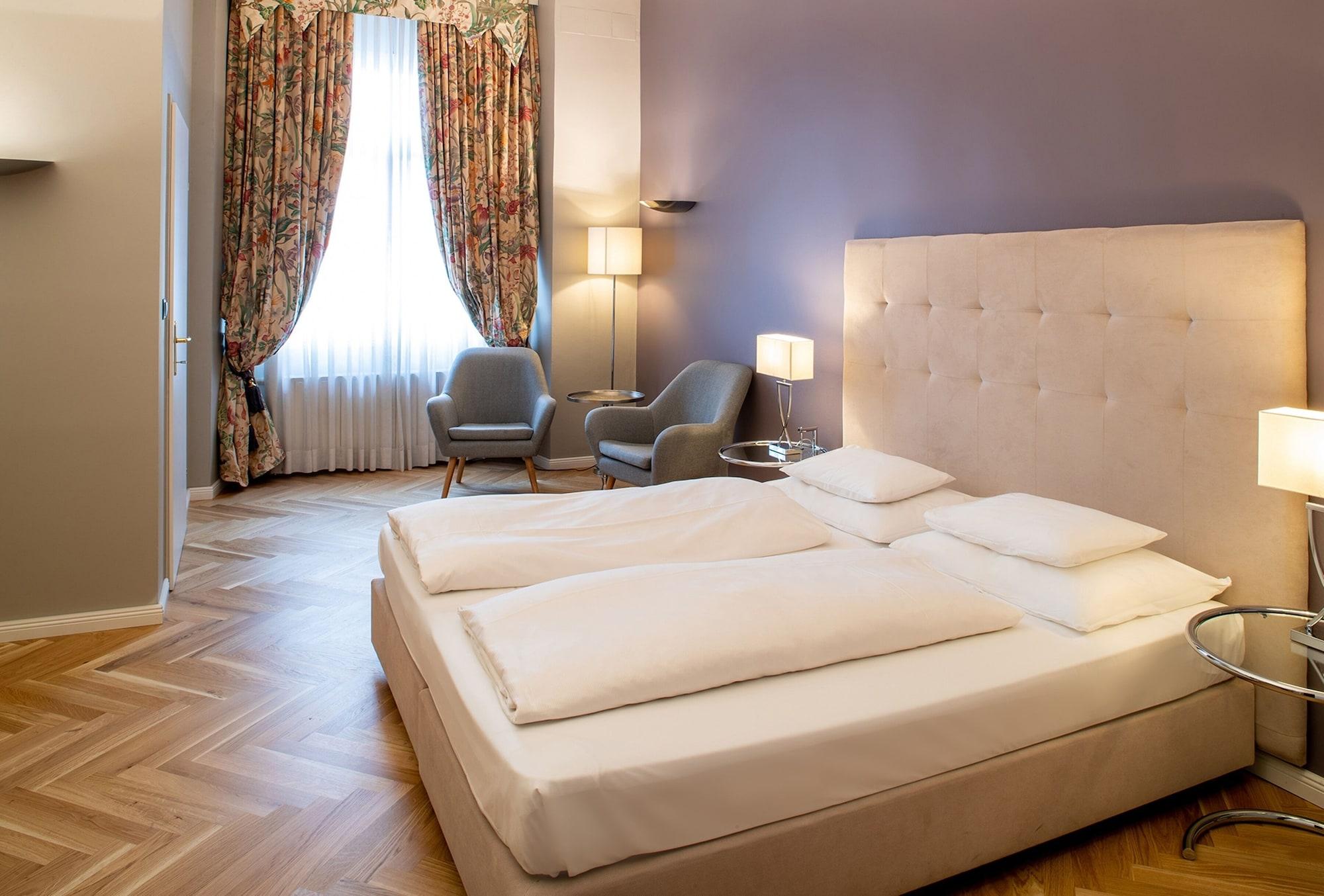 Boutique Hotel Dom - Rooms & Suites Graz Ngoại thất bức ảnh