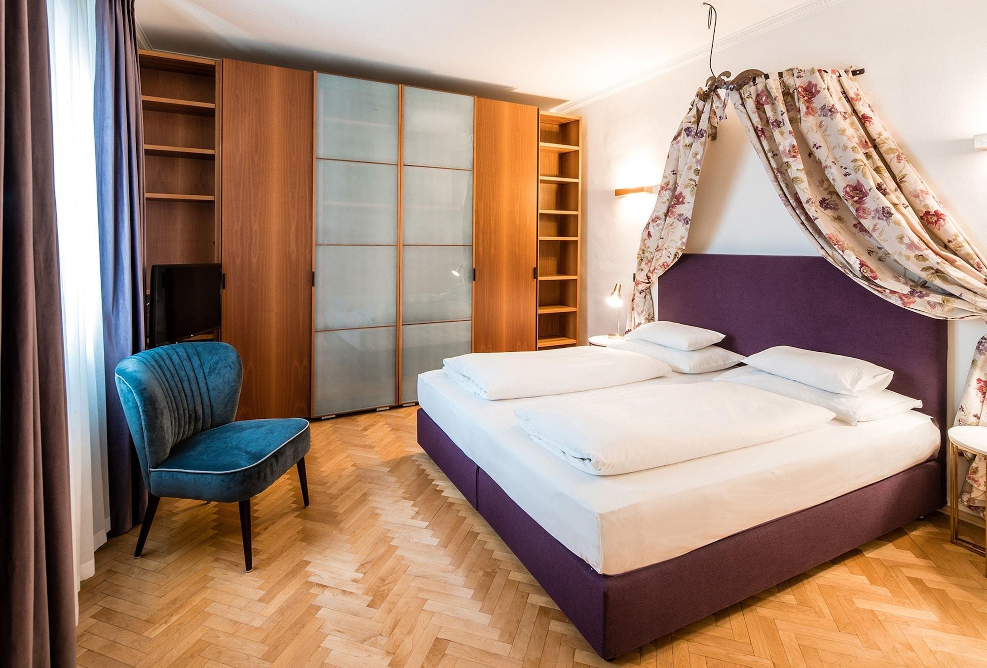 Boutique Hotel Dom - Rooms & Suites Graz Ngoại thất bức ảnh